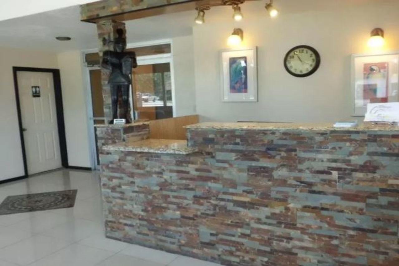 America'S Best Inn & Suites-レイクランド エクステリア 写真