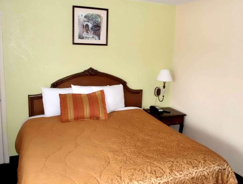 America'S Best Inn & Suites-レイクランド 部屋 写真