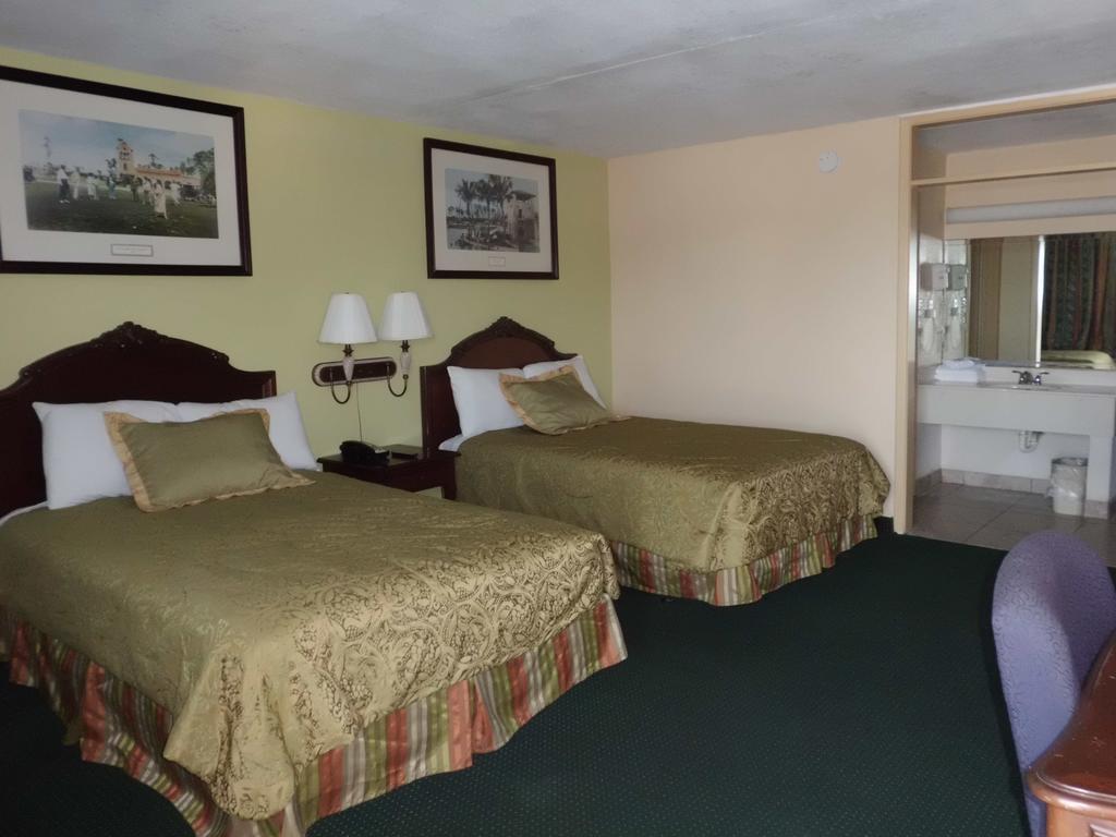 America'S Best Inn & Suites-レイクランド エクステリア 写真